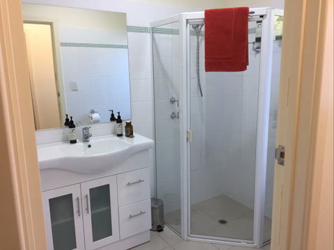 Lyreen's Apartment Bed And Breakfast - Accommodation Broome 8