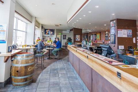 Merimbula Hotel - Accommodation Broome 0