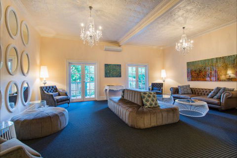 Oscar's On The Yarra - Accommodation Broome 3