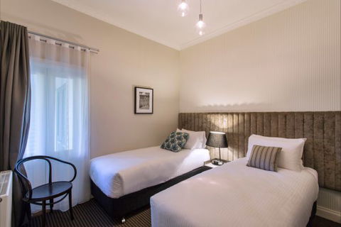 Oscar's On The Yarra - Accommodation Broome 5
