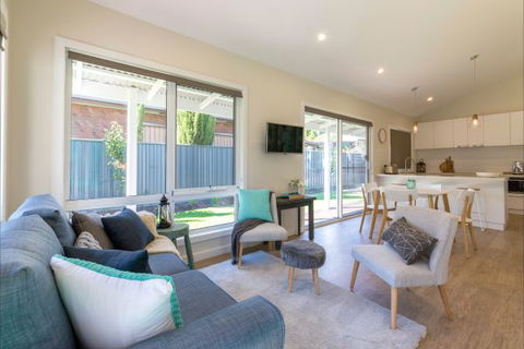 Our Place At Bright - Accommodation Broome 4