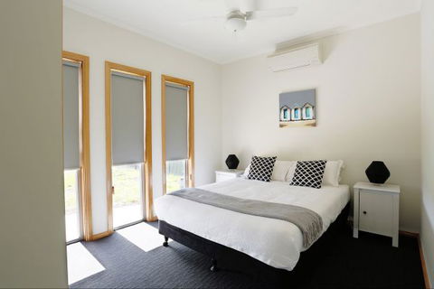 RED FIN Part Of BLUE FIN HOLIDAY HOMES - Accommodation Broome 4