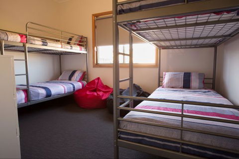 RED FIN Part Of BLUE FIN HOLIDAY HOMES - Accommodation Broome 5