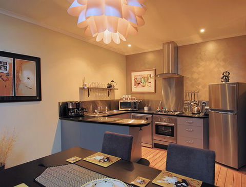Riverview Rise Retreats - Accommodation Broome 2
