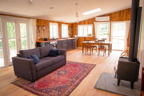 Sandalwood Shearing Shed - Accommodation Broome 2
