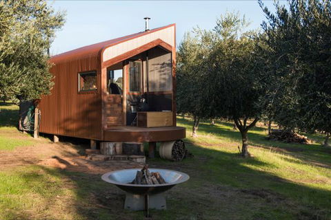 Shacky In The Olive Grove - Accommodation Broome 1