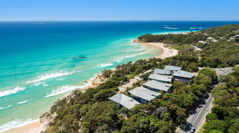 Stradbroke Island Beach Hotel | Spa Resort - Accommodation Broome 1