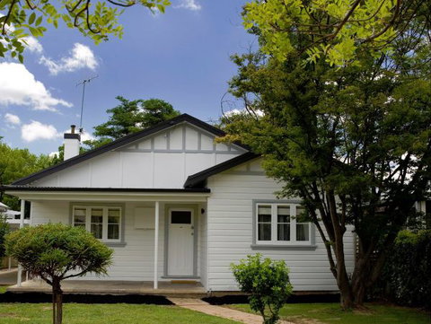 The Sampson - Orange - Accommodation Broome 0