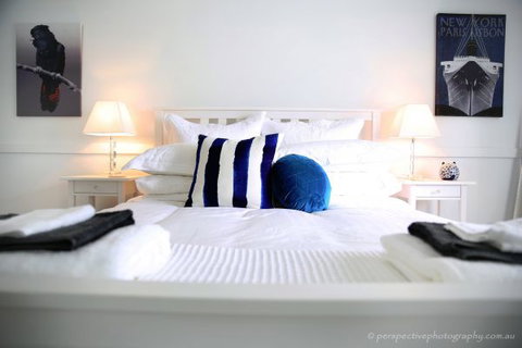 The Sampson - Orange - Accommodation Broome 1