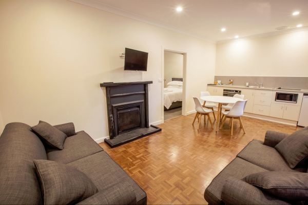 Emu Flat SA Accommodation Broome