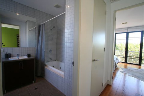Two Five Zero / Richmond - Accommodation Broome 7