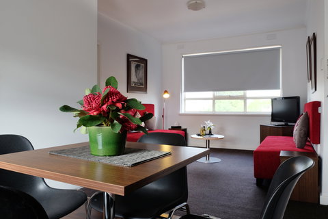 Apartments Of South Yarra - Accommodation Broome 5