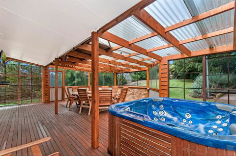 Cooks Retreat Warrnambool - Accommodation Broome 5
