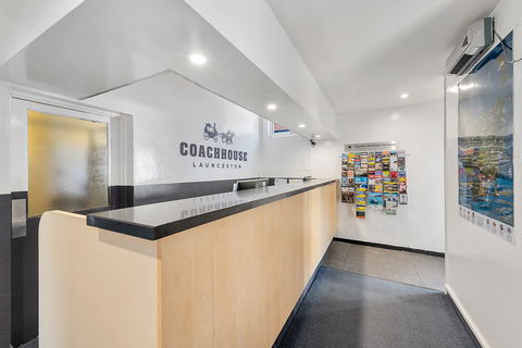Coach House Launceston - Accommodation Broome 5