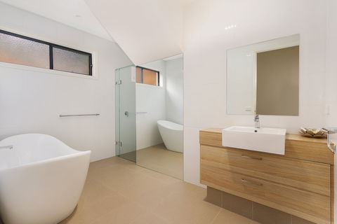 Divine - Accommodation Broome 6