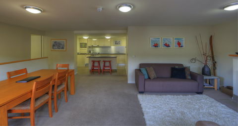 Golden Eagle 2 - Accommodation Broome 2