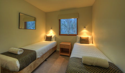 Golden Eagle 2 - Accommodation Broome 7
