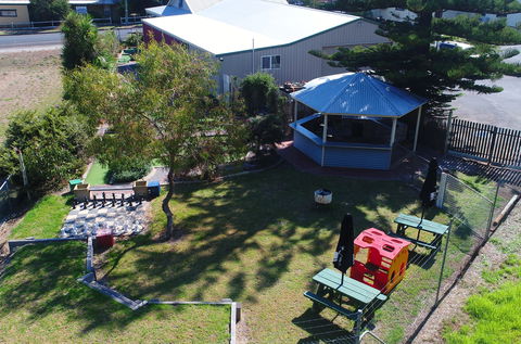 Pemberton Lodge - Accommodation Broome 0