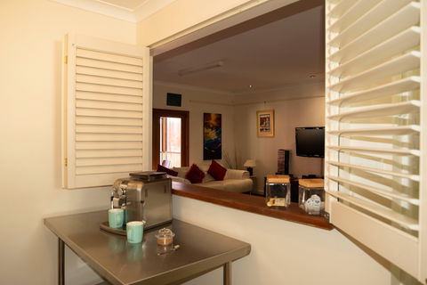 Pemberton Lodge - Accommodation Broome 3