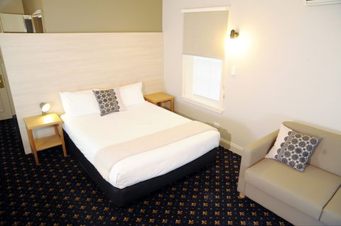 Sovereign Hill Hotel - Accommodation Broome 2