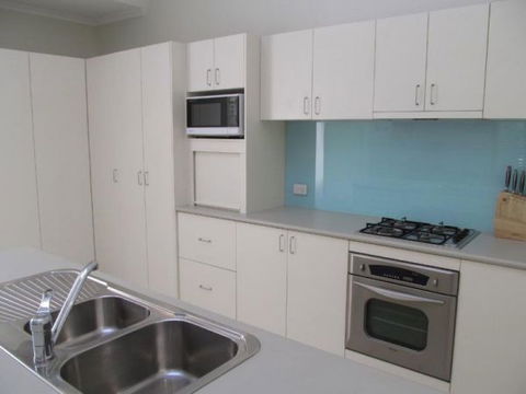 Studio One Accommodation - Accommodation Broome 3