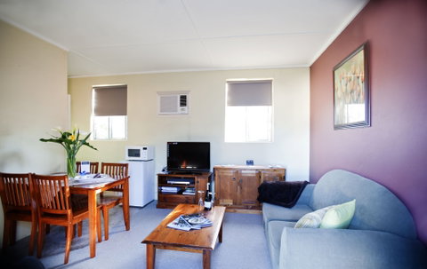 Stable On Riesling - Accommodation Broome 0