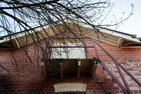 Stable On Riesling - Accommodation Broome 1