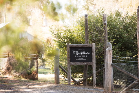 The Guesthouse: Hill End - Accommodation Broome 1