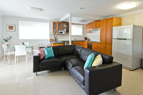 Wynnum Bayside Apartments - Accommodation Broome 7
