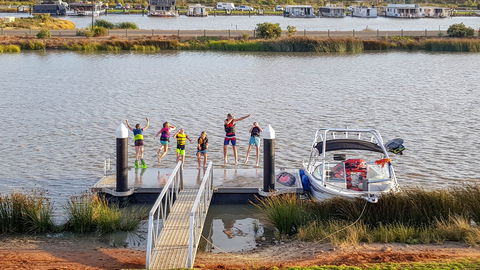 96 Marina Way Mannum Waters - River Shack Rentals - Accommodation Broome 1