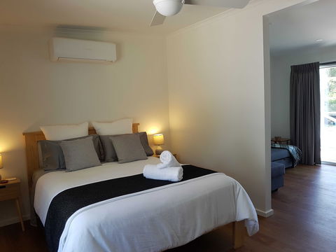 Alkira Studios Fish Creek - Accommodation Broome 1