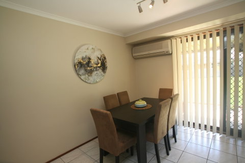Badgee Holiday Home - Accommodation Broome 1