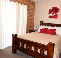 Central Wagga Apartments Salmon Apartment - Accommodation Broome