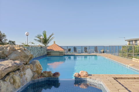 Eagle Heights Holiday Units - Scenic Unit - Accommodation Broome 0