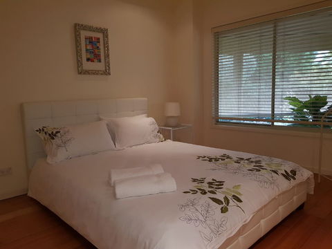 Ellie's Hide-Away At Malua Bay - Accommodation Broome 5