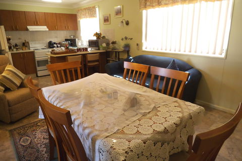 Hillview Bed And Breakfast - Accommodation Broome 1