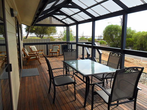 Hurtles - Accommodation Broome 0