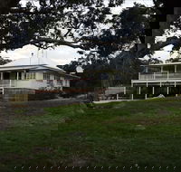 Loughmore House and Cottage - Accommodation Broome