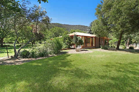 Merrivale Nut Groves - Accommodation Broome 9