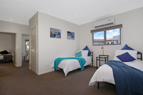 Mulwala Townhouse Two - Accommodation Broome 2
