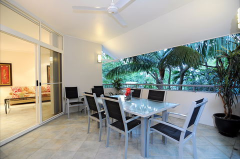 Oasis At Palm Cove - Accommodation Broome 2