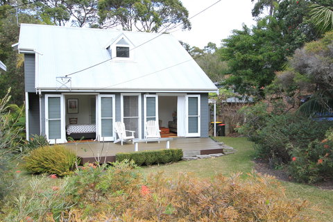 Phinney's Holiday Cottage Hyams Beach - Accommodation Broome 0