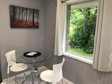 Ravenscroft Cottage - Accommodation Broome 2