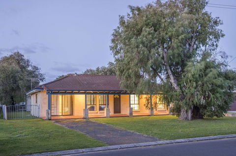 Sea Change - Accommodation Broome 0