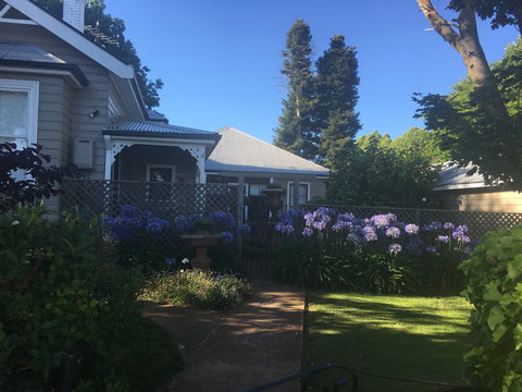 The Old Manse Bed And Breakfast - Accommodation Broome 0