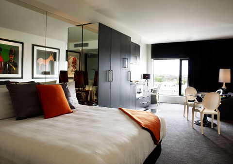The Cullen - Accommodation Broome 2