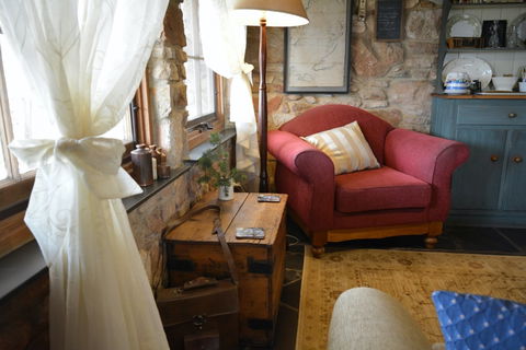 Trestrail Cottage - Accommodation Broome 4