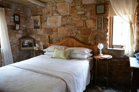Trestrail Cottage - Accommodation Broome 5