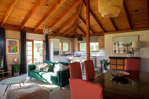 Tumbleweed Cottage - Accommodation Broome 0
