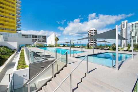 ULTIQA Air On Broadbeach - Accommodation Broome 1